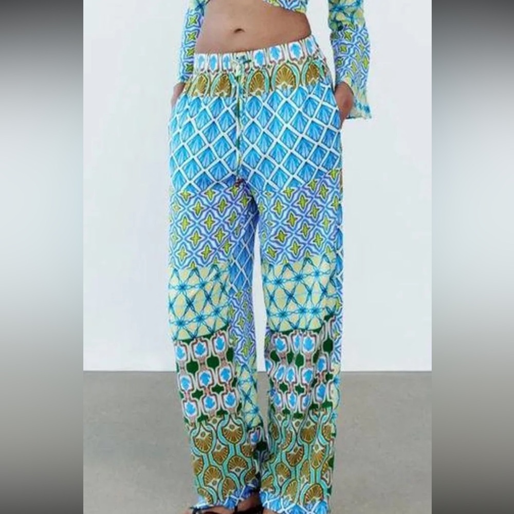 ZARA Blue Patterned Women's Pants